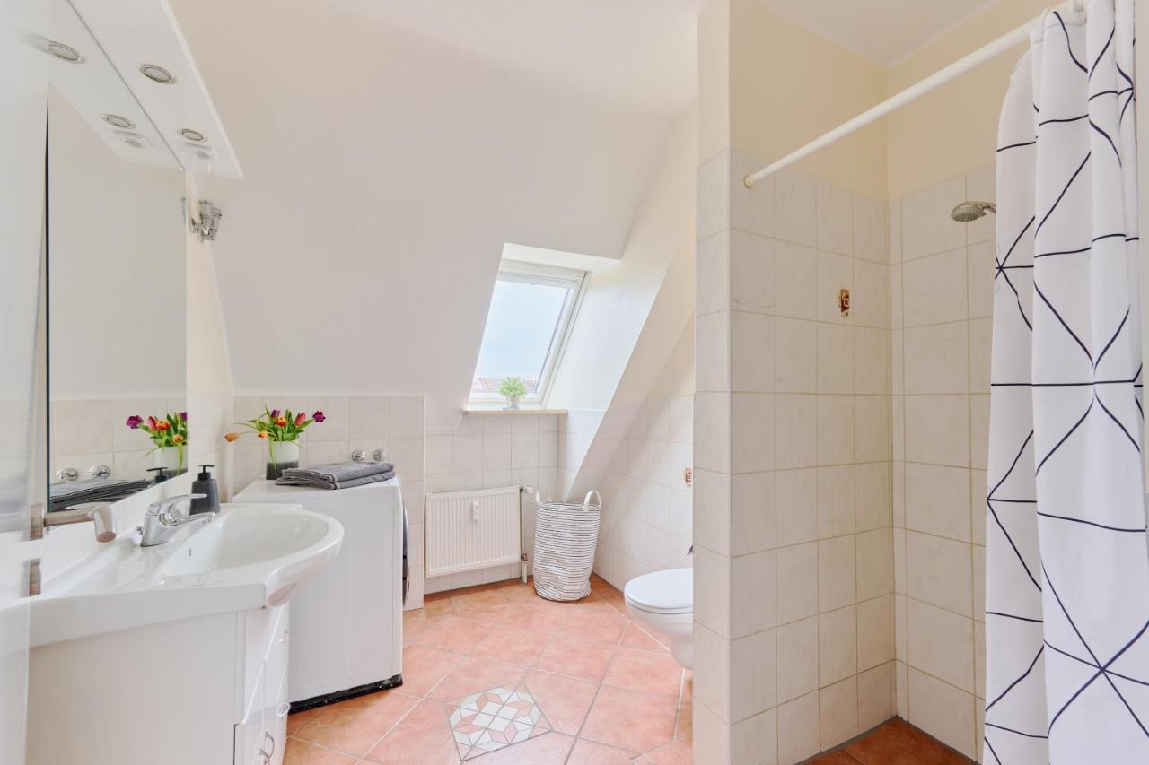 ליבק Ferienwohnung Hafennah Moba-Travel מראה חיצוני תמונה